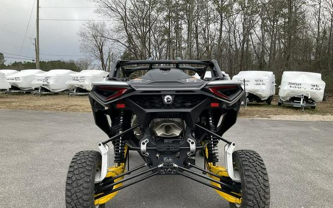 2024 Can-Am® Maverick R 999T DCT