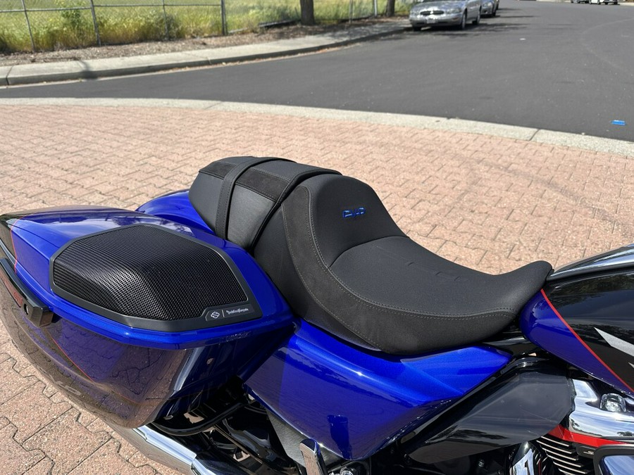 FLHXSE 2025 CVO™ Street Glide™