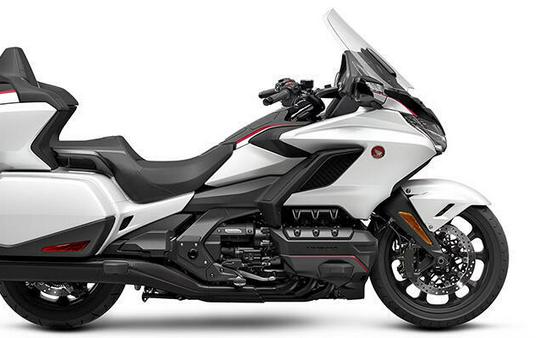 2024 Honda Gold Wing® Tour Automatic DCT Pearl White