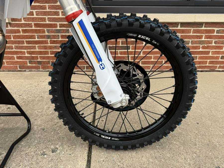 2025 Husqvarna® FC 350 Heritage