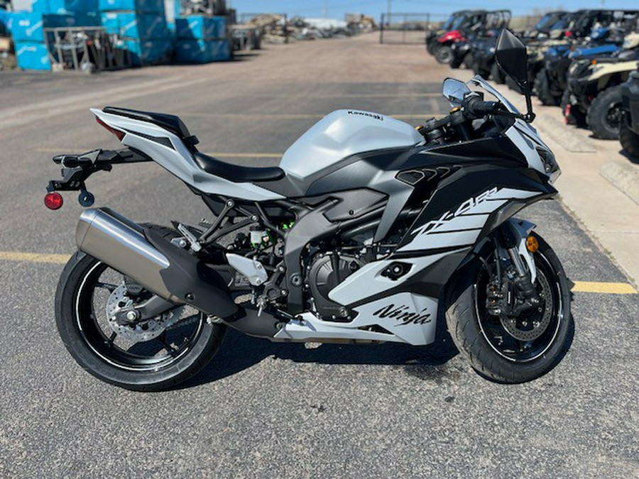 2025 Kawasaki Ninja® ZX™-4RR ABS