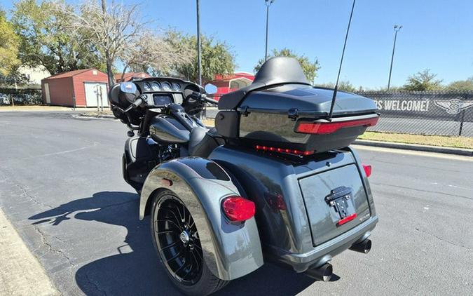 2025 Harley-Davidson FLHTCUTG - Tri Glide Ultra