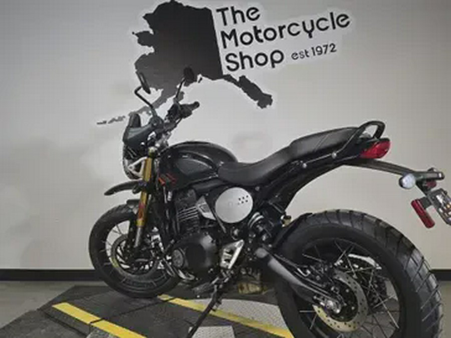 2026 Triumph SCRAMBLER 400 XC