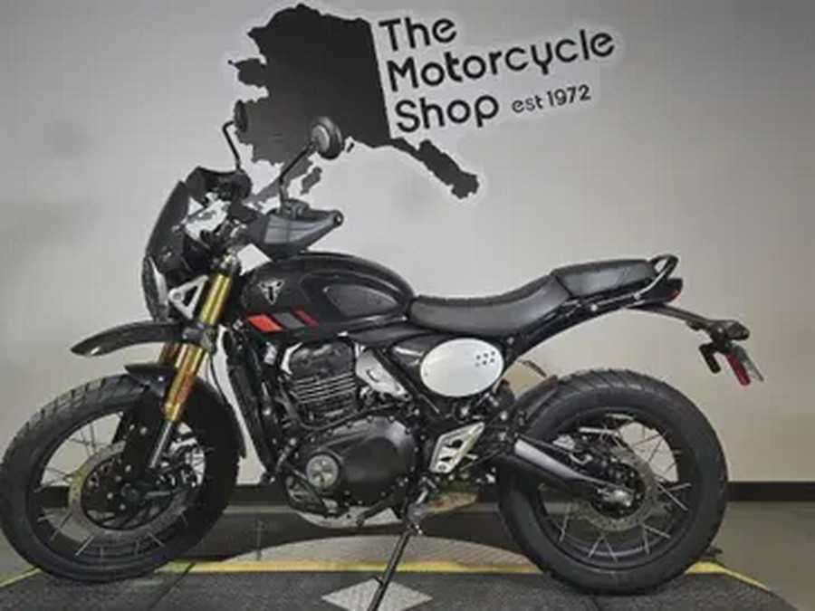 2026 Triumph SCRAMBLER 400 XC