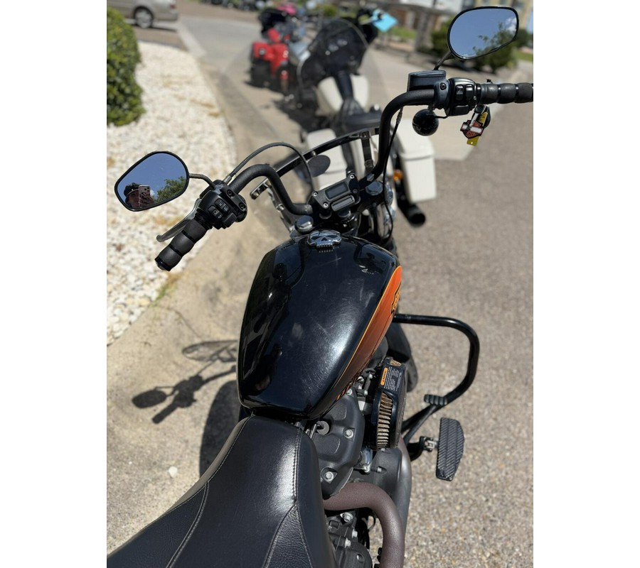 2022 Harley-Davidson Street Bob 114 Vivid Black