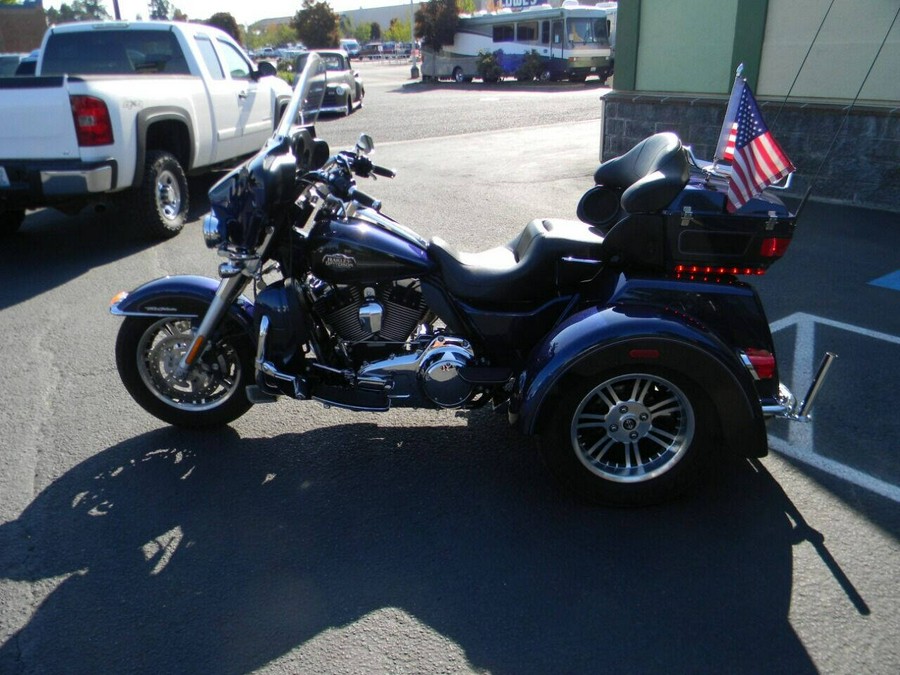 2013 Harley-Davidson Tri Glide Ultra FLHTCUTG