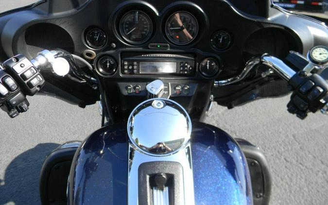 2013 Harley-Davidson Tri Glide Ultra FLHTCUTG