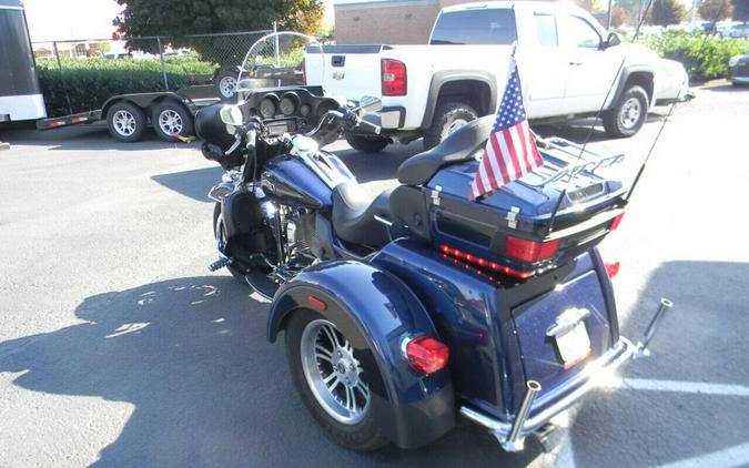 2013 Harley-Davidson Tri Glide Ultra FLHTCUTG