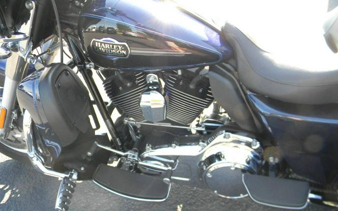 2013 Harley-Davidson Tri Glide Ultra FLHTCUTG