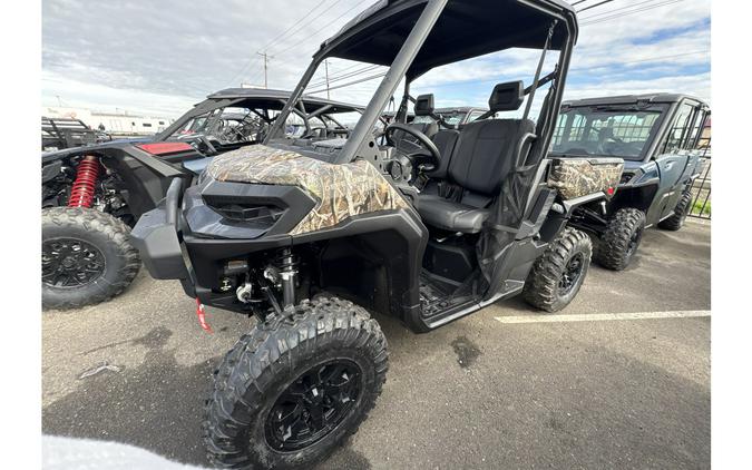 2026 Can-Am DEFENDER XT HD11