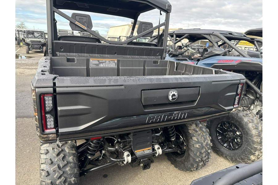 2026 Can-Am DEFENDER XT HD11