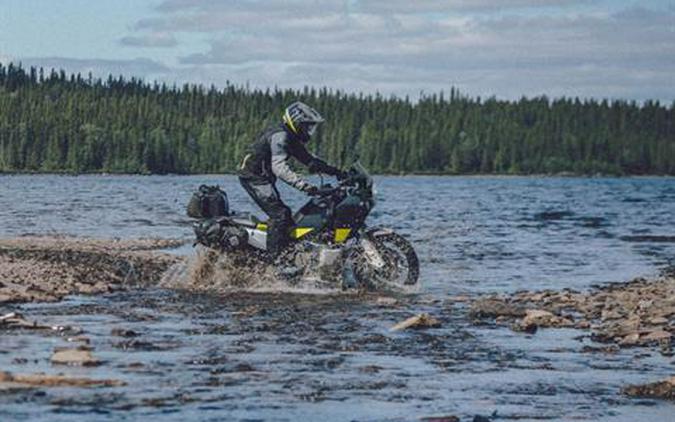 2022 Husqvarna Norden 901