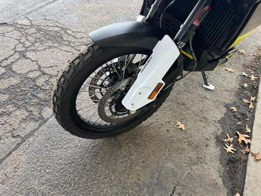 2022 Husqvarna Norden 901