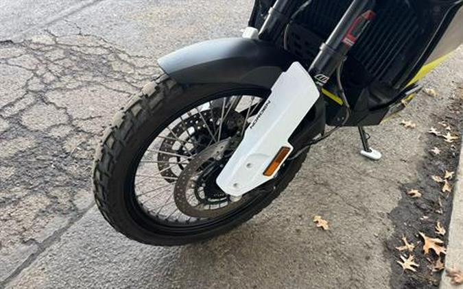 2022 Husqvarna Norden 901