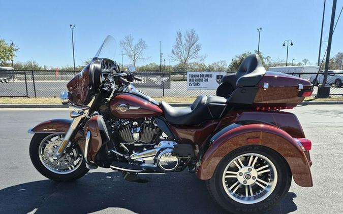 2024 Harley-Davidson Trike FLHTCUTG - Tri Glide Ultra