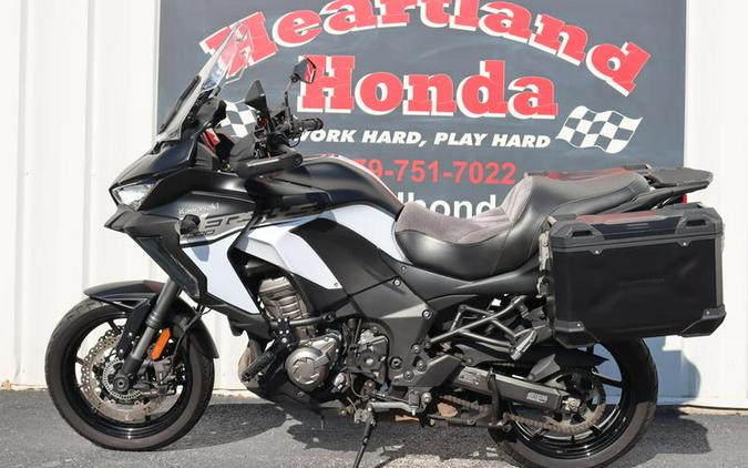 2019 Kawasaki Versys® 1000 SE LT+