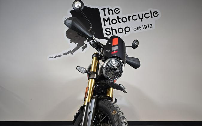 2026 Triumph SCRAMBLER 400 XC