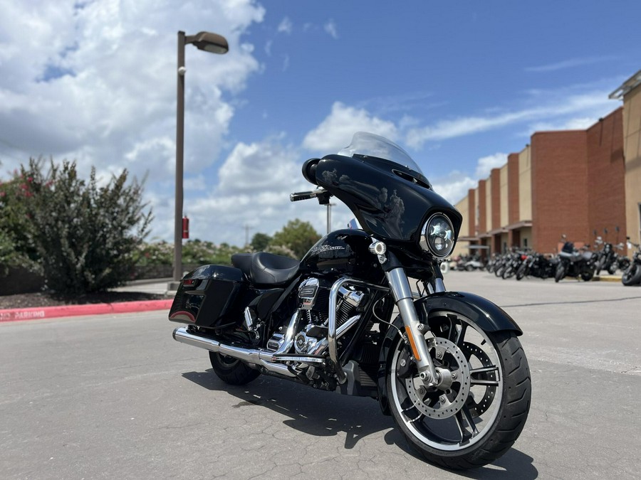 2017 Harley-Davidson® FLHXS Street Glide® Special Black Denim 627115
