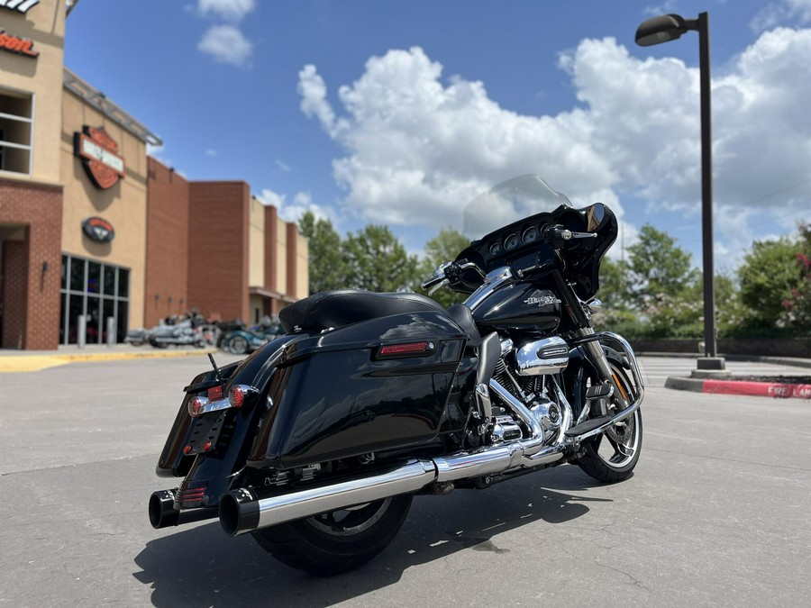 2017 Harley-Davidson® FLHXS Street Glide® Special Black Denim 627115