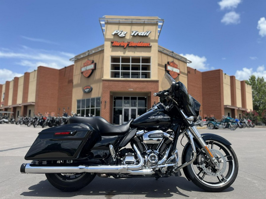 2017 Harley-Davidson® FLHXS Street Glide® Special Black Denim 627115