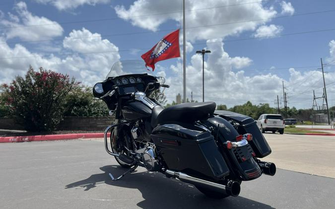 2017 Harley-Davidson® FLHXS Street Glide® Special Black Denim 627115