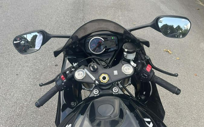 2027 Suzuki GSX-R 750