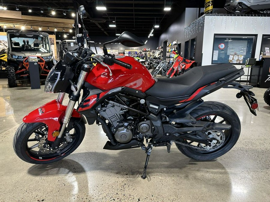 2022 Benelli 302S