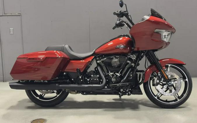 FLTRX 2025 Road Glide®