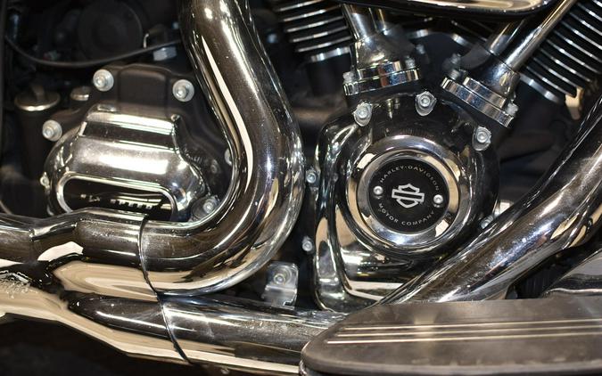 2017 Harley-Davidson Street Glide Special FLHXS