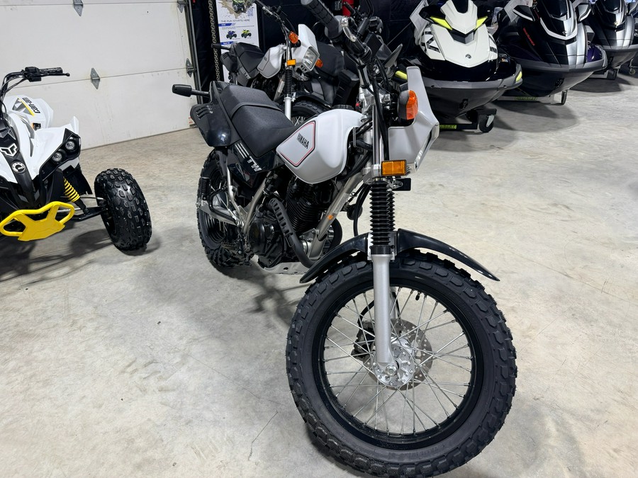 2027 Yamaha TW 200