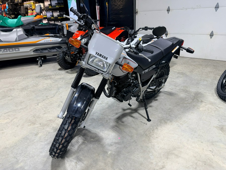 2027 Yamaha TW 200