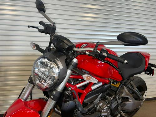 2020 Ducati Monster 821 Stealth Review (15 Fast Facts)