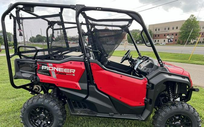 2024 Honda® Pioneer 1000-5 Deluxe