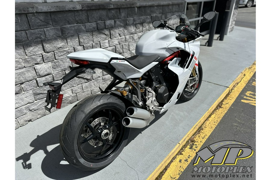 2024 Ducati SuperSport 950 S