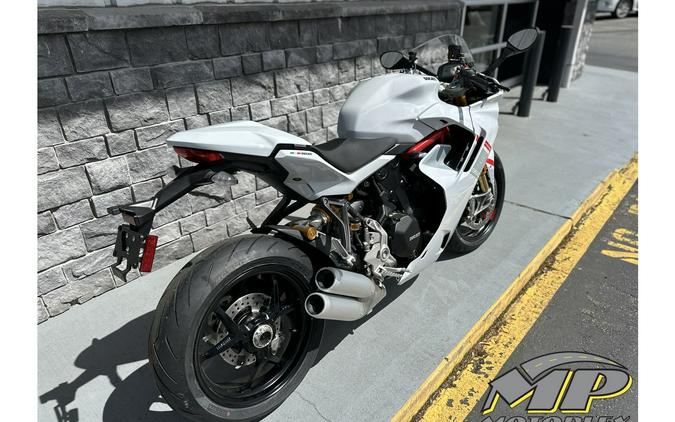 2024 Ducati SuperSport 950 S