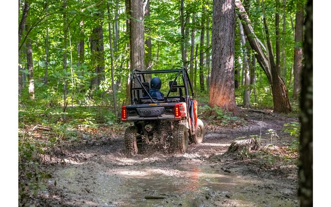 2026 Pioneer 520 - Honda