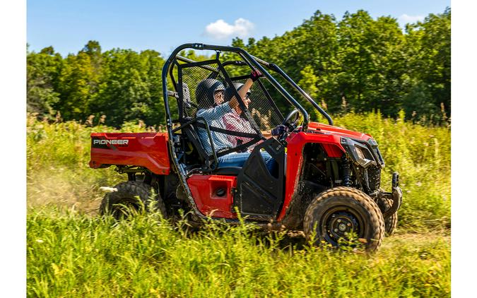 2026 Pioneer 520 - Honda