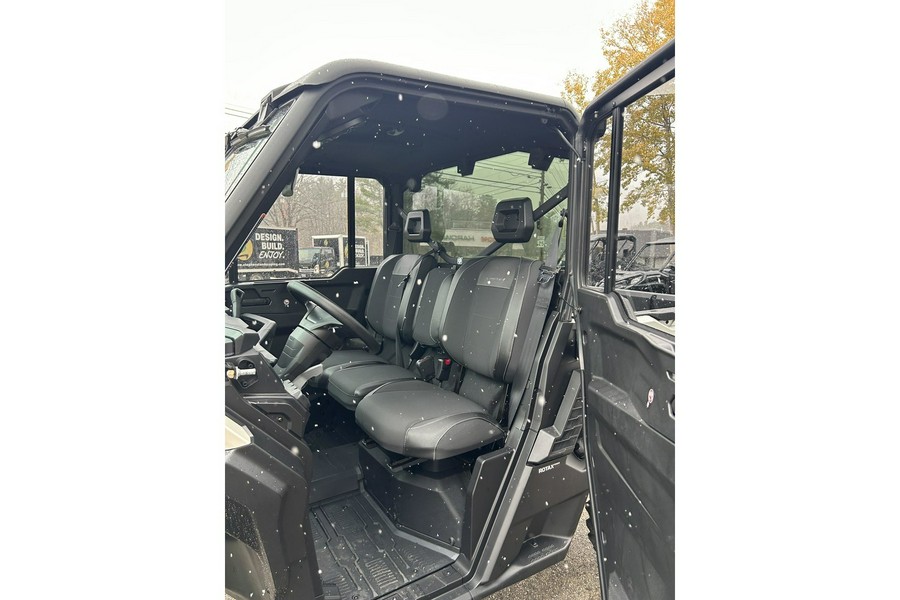 2026 Can-Am Defender Limited HD11