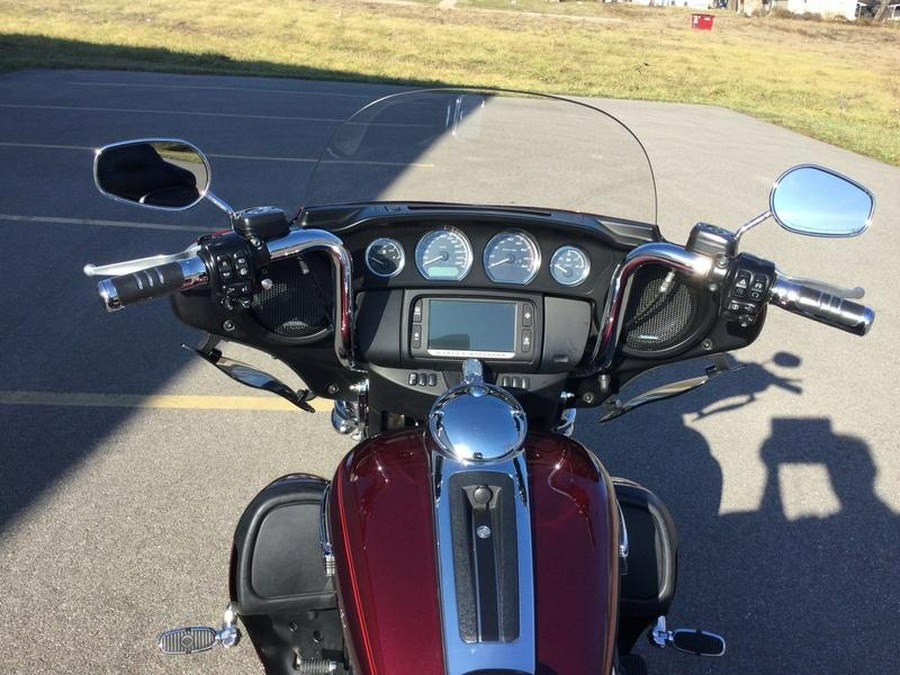 2015 Harley-Davidson® FLHTCUTG - Tri-Glide® Ultra