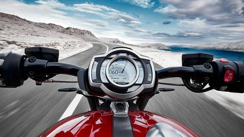 2022 Triumph Rocket 3 R