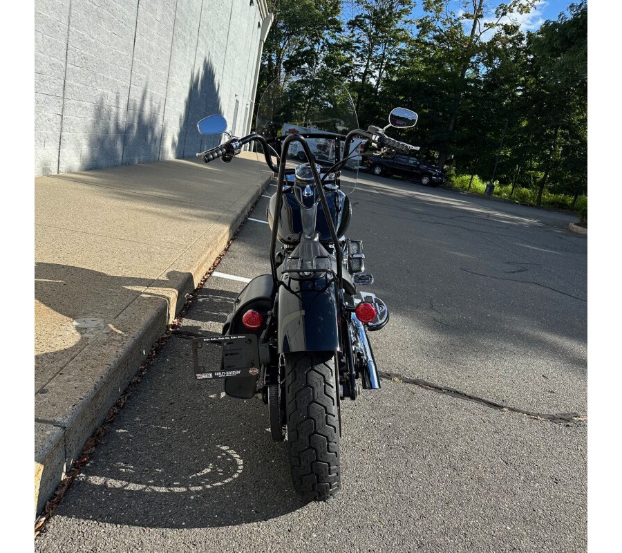 2012 FLS Softail Slim®