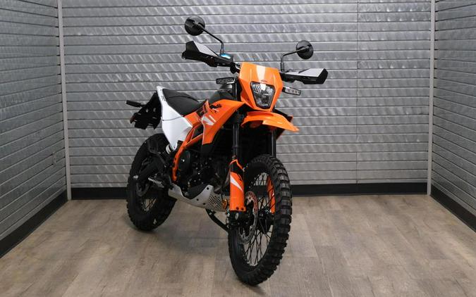 New 2025 KTM 390 ENDURO R