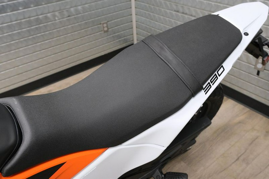 New 2025 KTM 390 ENDURO R