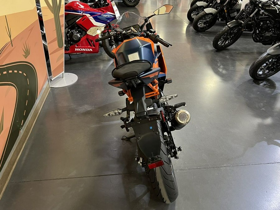 2023 KTM RC 390