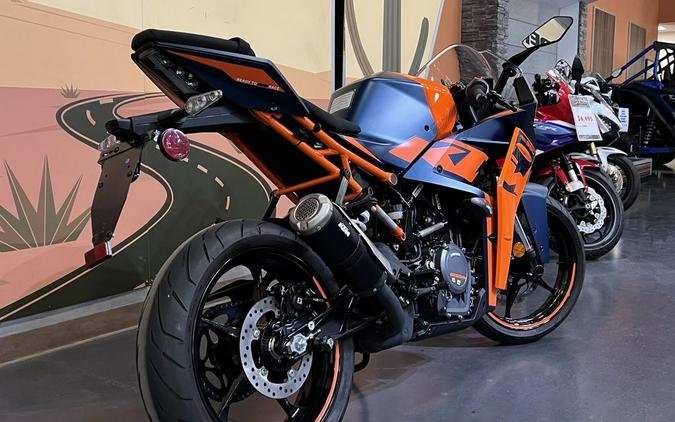 2023 KTM RC 390