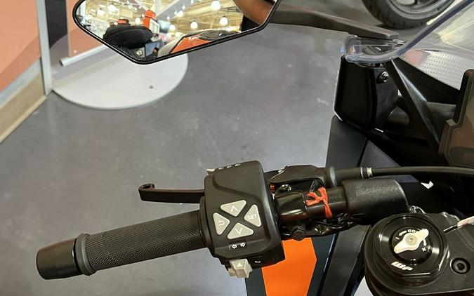 2023 KTM RC 390