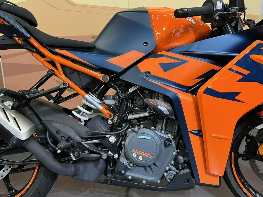 2023 KTM RC 390