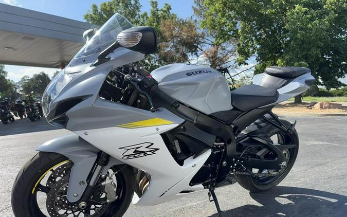 2022 Suzuki GSX-R600