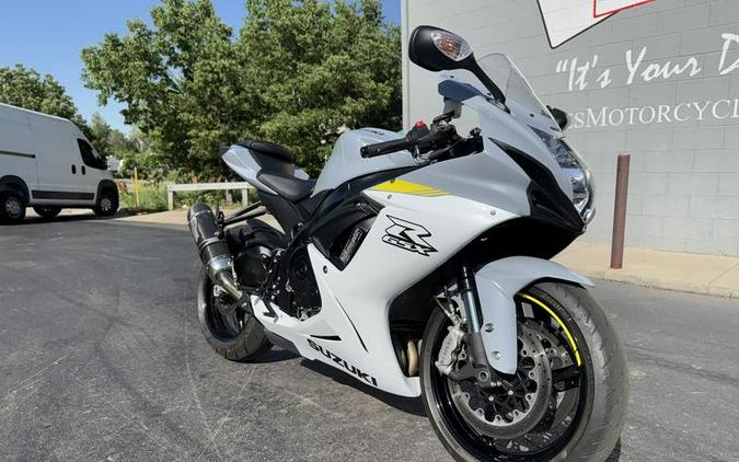 2022 Suzuki GSX-R600