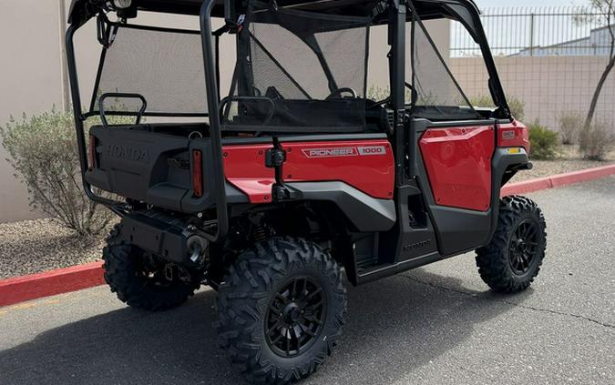 2026 Honda Pioneer 1000-5 Deluxe